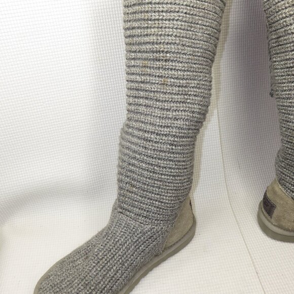 UGG Classic Cardy 5819 Knit Boots Gray Women's Size 7 - Picture 2 of 13